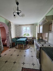 3 кімнатний будинок в гарній локації