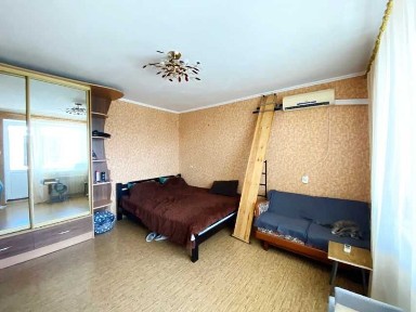 Продаю 1-кімнатну квартиру на Намиві, р-н АТБ. ц6