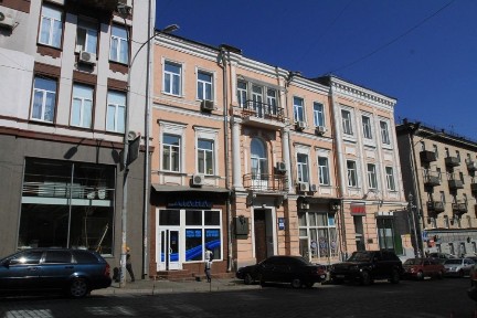 Продажа фасадного помещения в центре Киева. ул Прорезная.
