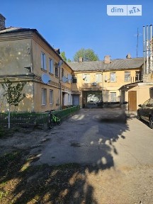 Продаж 1к квартири 18 кв. м на вул. Перемоги 83 • ID 34747837