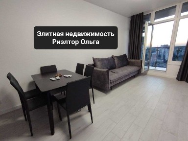 Стильная, новая 2-ух комнатная + кухня - студия ЖК 