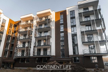 Продаж 1-кімн квартира ЖК Life від БК Continent вул. бічна Львівська, м. Львів 47 м2, 1 високий поверх. Переуступка