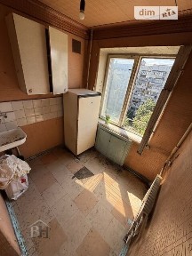 Продаж 1к квартири 21.5 кв. м на мас. Червоний Камінь 8 • ID 34751191