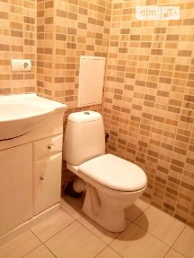 Продаж 3к квартири 81 кв. м на вул. Кадетський Гай 3 • ID 34751249
