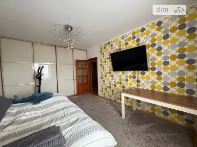Продаж 2к квартири 70 кв. м на вул. Драгоманова 8 • ID 34751263