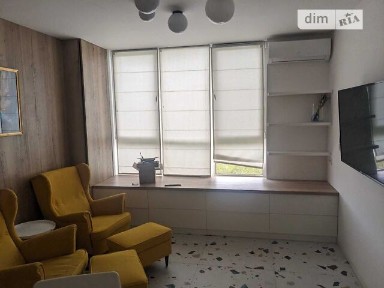 Продаж 3к квартири 100 кв. м на вул. Героїв Крут • ID 34749285