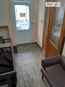 Продаж офісного приміщення 84 кв. м. на 1 поверсі на вул. Сковороди Григорія, двоповерхова будівля • ID 31912675