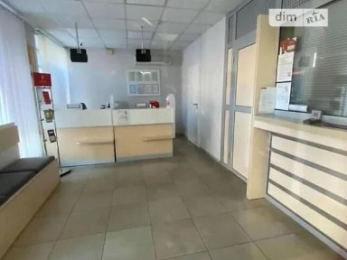 Продаж офісного приміщення 339.3 кв. м. на 1 поверсі на просп. Яворницького Дмитра 109А, триповерхова будівля • ID 30448461