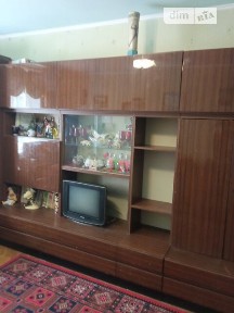 Здам в оренду кімнату на вул. Предславинська 38 довгостроково • ID 34751775