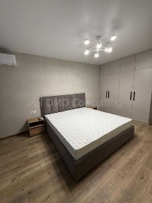 Здається 1-кімнатна квартира на вул. Максимовича, 32В, у новому ЖК Perfect Town Васильківська
