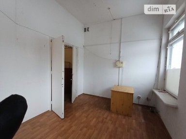 Продаж комерційного приміщення на вул. Йосипа Драганчука, площа 235 кв. м • ID 34752597