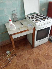 продаеться 1 кімнатна квартира перша лінія