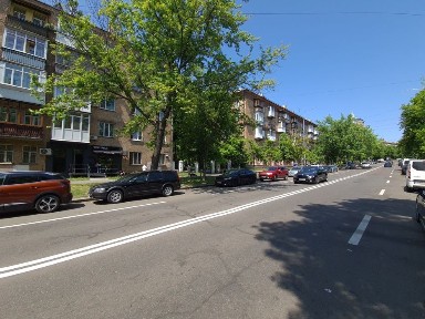 Джона Маккейна 37. Полноценный магазин 18кв. м. на Печерске.