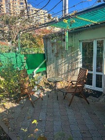 Сдам 2-комн дом с очень красивым участком, мангалом, местом для машины