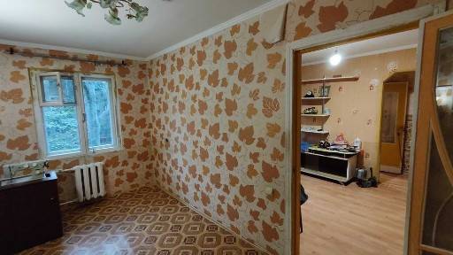 Пропонуємо вигідно купити тиху двокімнатну в центрі. Оплата ваучерами можлива