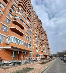 2 кімнатна 70м2 Держпрограми Черемушки Зданий будинок