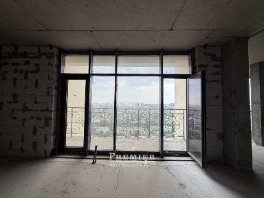 2-кімн. квартира 109 м² на 6-й ст. Фонтану у зданому будинку 1100 у.е. /м Вільне планування Паркінг та комора Генератор, Панорама міста