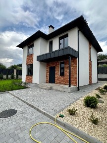 Добротний будинок з газом в Ірпені у КМ