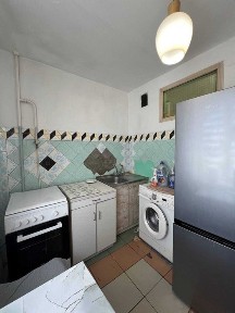 Продам 2-х ком квартиру в кирпичном доме район Марсельская