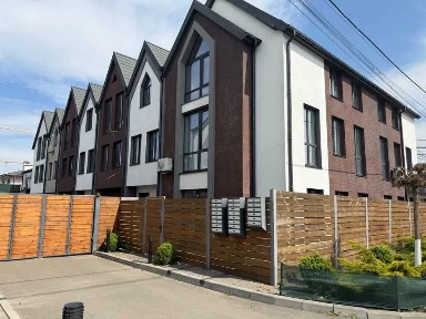 Продаж готових Таунхаусів від забудовника Софіївська Борщагівка є варіанти з ремонтом і без