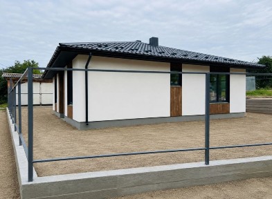 • продаж | Сучасний просторий будинок 90 м² з терасою на 4 сотках | 3 кімнати | газове опалення | поруч з озером |