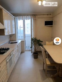 Продаж 2к квартири 68 кв. м на просп. Перемоги 66Л • ID 34752643