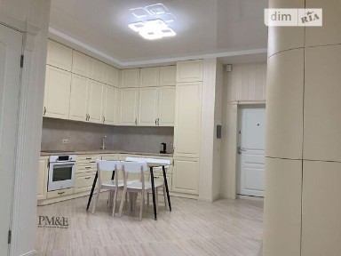Продаж 3к квартири 100 кв. м на вул. Срібнокільська 3А • ID 34751984