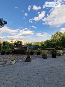 Продаж 1к квартири 69.8 кв. м на вул. Степана Бандери 9 • ID 34751768