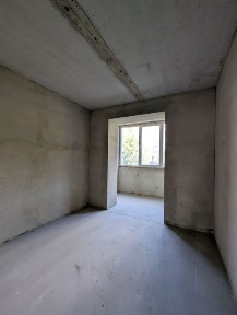 Продається 1 кімнатна. Район Озера