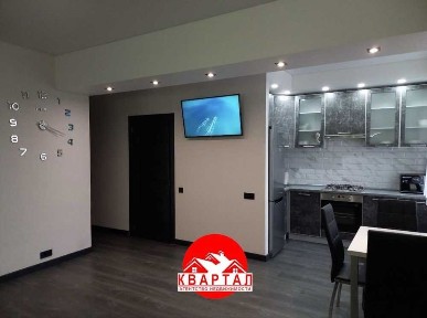 Сдается 2-х комн. полнометражная квартира на Маяковского