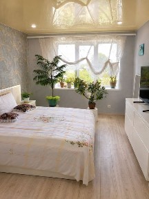 Продам 2 кімнати з евроремонтом | Критий ринок