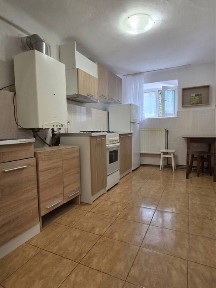 Продаж 2х кімнатної, СУВОРОВА (ПАРК ШЕВЧЕНКА), В ДОБРОМУ СТАНІ, ГАЗОВИЙ КОТЕЛ, 1ий низький поверх, 45м2!, є відеоогляд, без податку