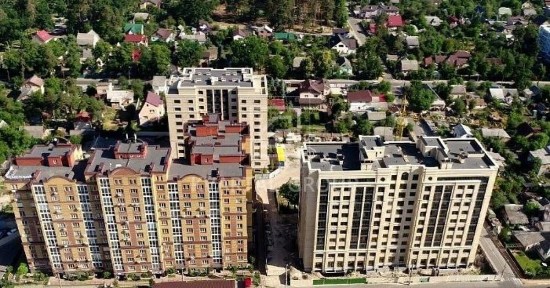 Пентхаус під ремонт, трикімнатна квартира в центрі, поряд з парком