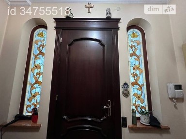 БЕЗ КОМІСІЇ! Продаж вишуканого особняка, в елітному районі Брюхович.