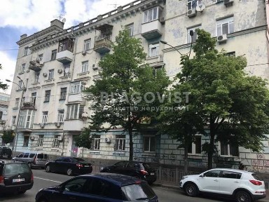ул Братская 10 - 102м кв на первом этаже
