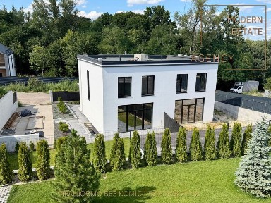 Дуплекс в с. Гореничі 125м2 + підвал 60 м2, ділянка 4 сотки, ГАЗ, розтермінування