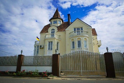 Продаж будинку 350м2, у с. Гореничі, Бучанський район. Без%