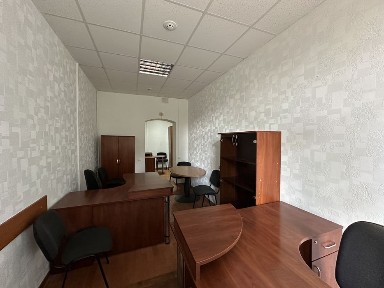 оренда кабінету 30м з власною прихожею