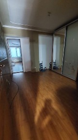 Продається частина будинку жековського типу в центрі міста