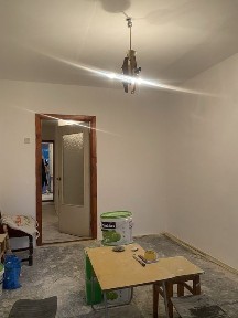 2 х кімнатна на Грушевського. Цегла.