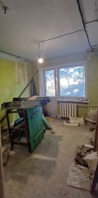 Продам 2 кімн. квартиру пр. Олександрівський 93/16 (рынок ХТЗ)