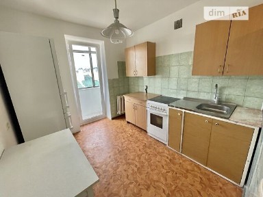 Продаж 1к квартири 38 кв. м на вул. Липи Юрія 45 • ID 34757017