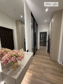 Продаж 2к квартири 62 кв. м на вул. Краснова 1А • ID 34756140