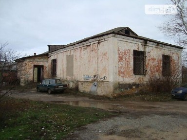 Здається спеціальне приміщення на вул. Незалежності 83, площа 252.2 кв. м • ID 34757613