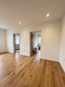 Продаж 3к квартири в центрі м. Верхівцеве СЕРТИФІКАТ