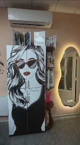 В Салон проводим набор Мастер Маникюра Парикмахер Косметолог процент аренда