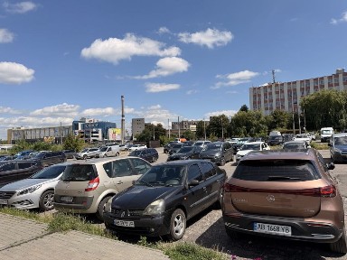 Продам комерційне приміщення від власника