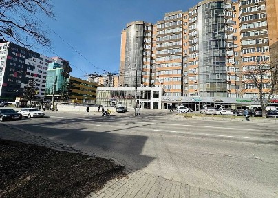 Продаж комерційного приміщення на вул. В'ячеслава Чорновола