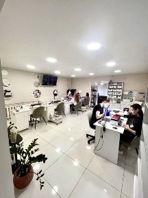 Продаж комерційного приміщення на Ближньому замості