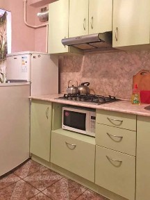 2к, ГАЗ, 1 пов., пр. Берестейський 27/пр. Перемоги, КПІ, Шулявка